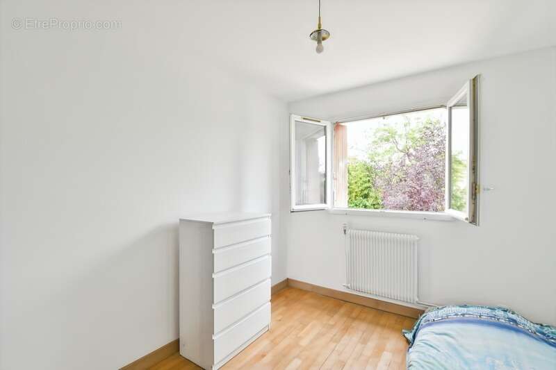 Maison 5 pièces avec véranda - sous-sol total dont grand garage de 25m² - dépendance dans le  jardin - Epinay sur Orge (91) - photo 15