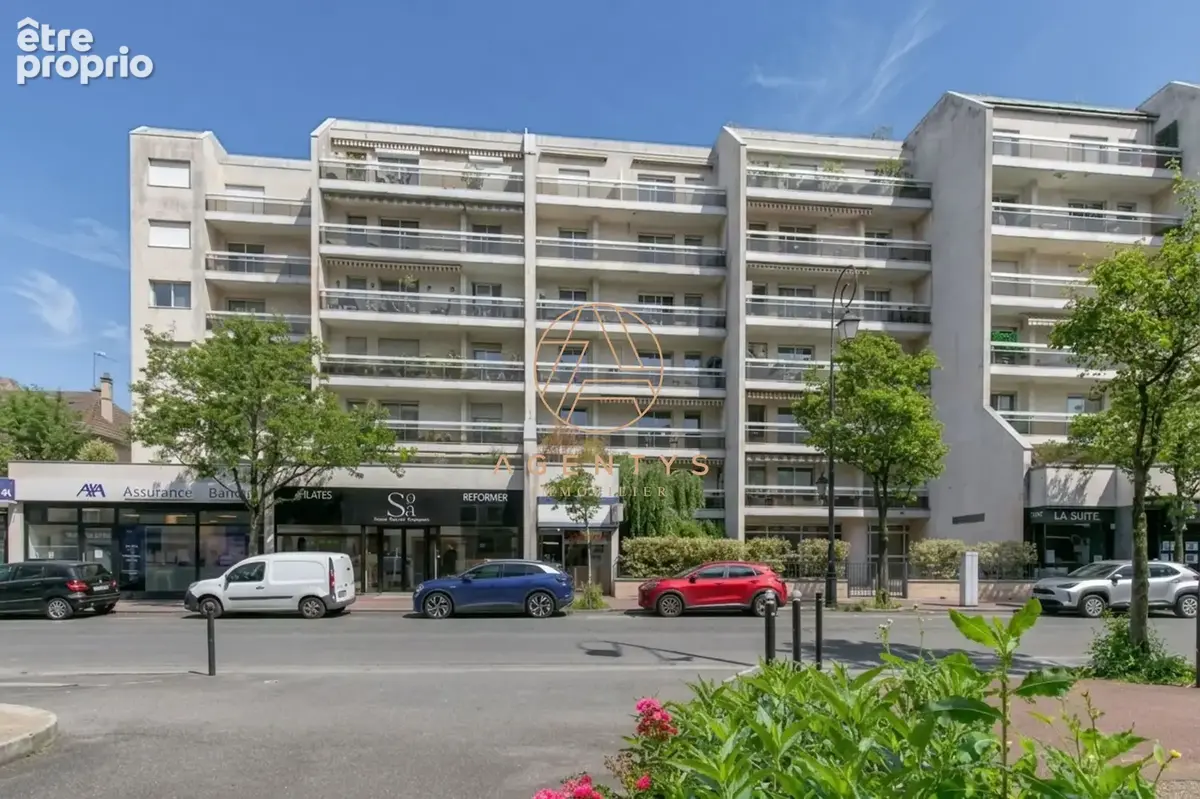 Appartement à SAINT-MAUR-DES-FOSSES