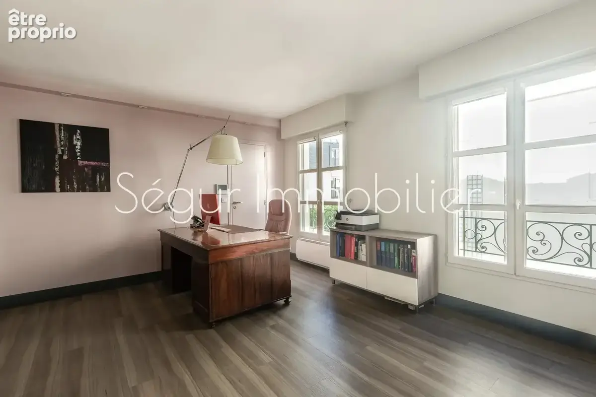 St Germain-en-Laye Centre Ville: appartement 65m2 avec parking - photo 2