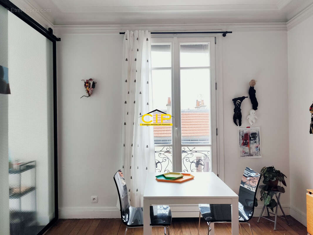 Appartement à PARIS-19E