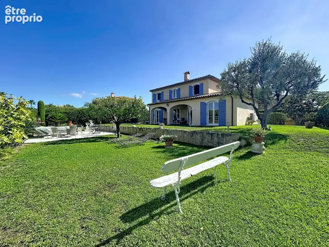 Photo Maison à Villeneuve-Loubet au prix de 1 290 000€