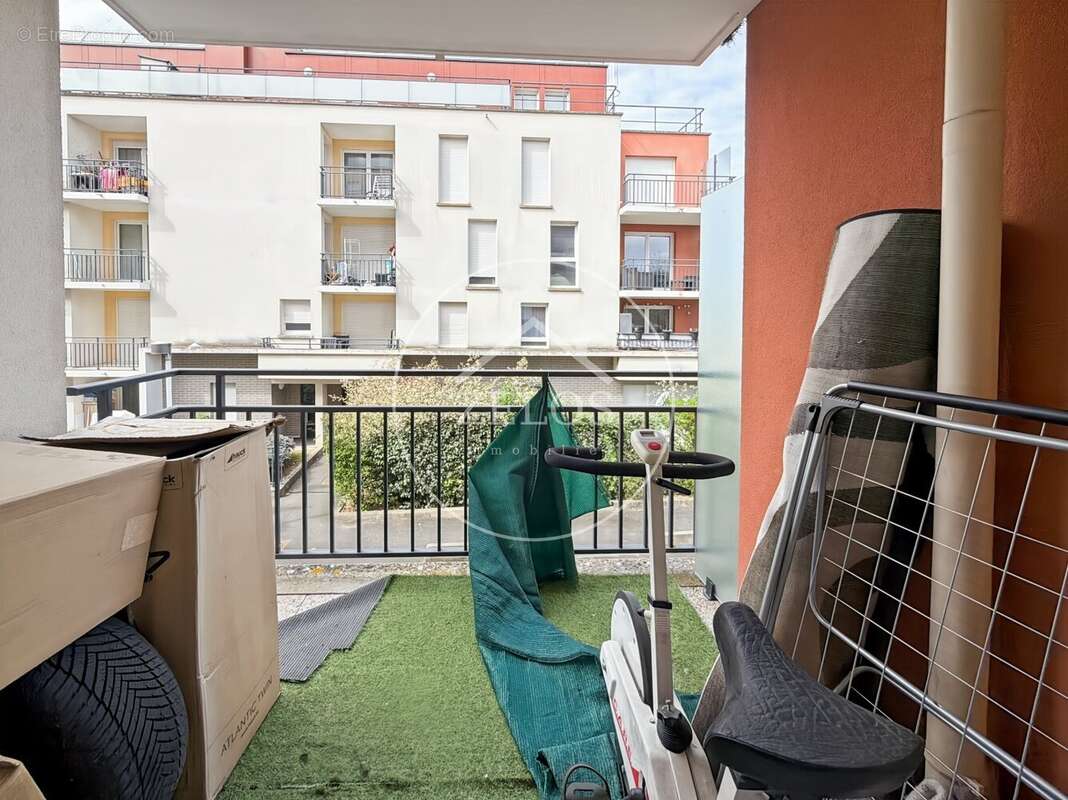 Appartement à CORBEIL-ESSONNES
