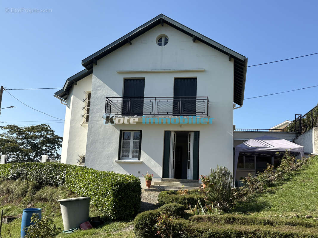 Maison à TOURNAY
