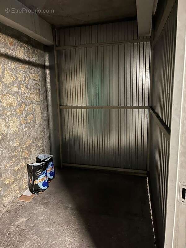 Parking 6 m² à Paris-14e  - photo 2