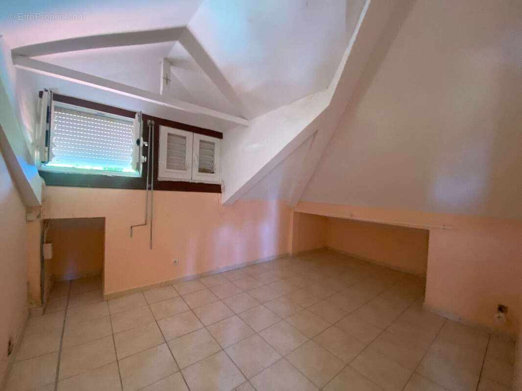Maison à GRAND-BOURG