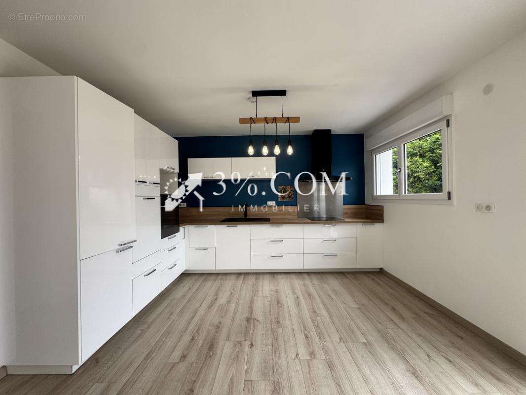 3%.COM lumineux 3 pièces 69m2 rez-de-jardin + garage et park - photo 9