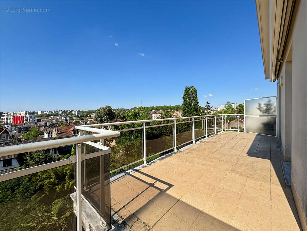 Appartement à ROSNY-SOUS-BOIS