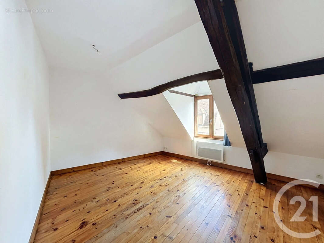 Appartement 76 m² à Sens  - photo 14
