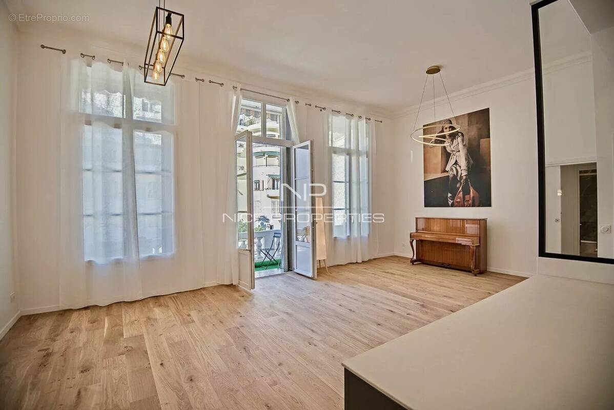 Appartement à NICE