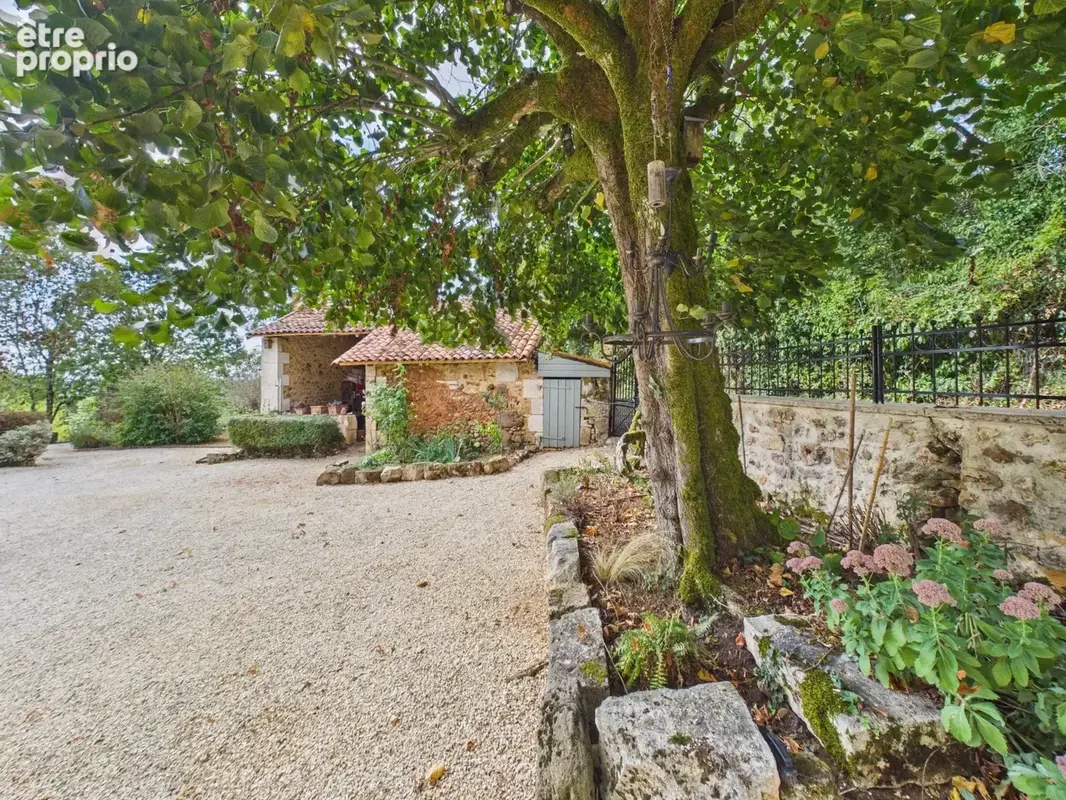 Charmante maison de campagne avec piscine chauffée, prairie et vues dégagées – à 5 min de Montbron - photo 35