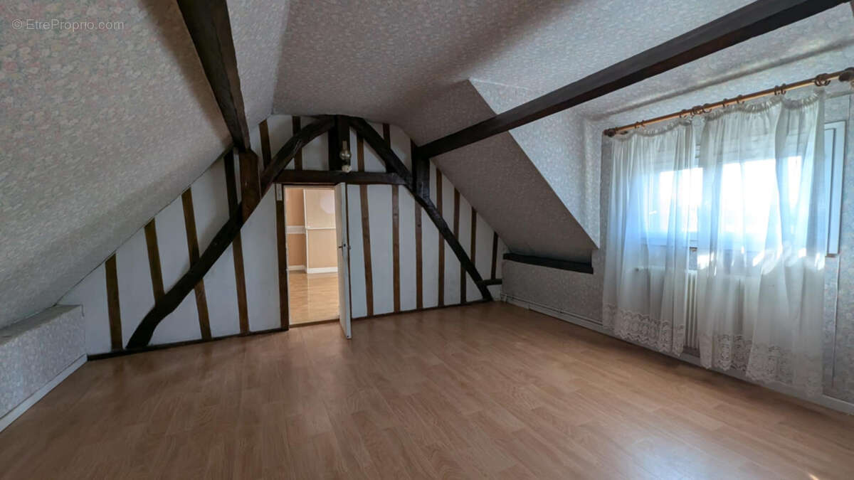 Maison à SAINT-VINCENT-CRAMESNIL