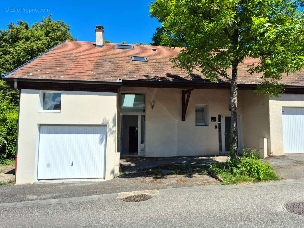 Appartement à YVOIRE