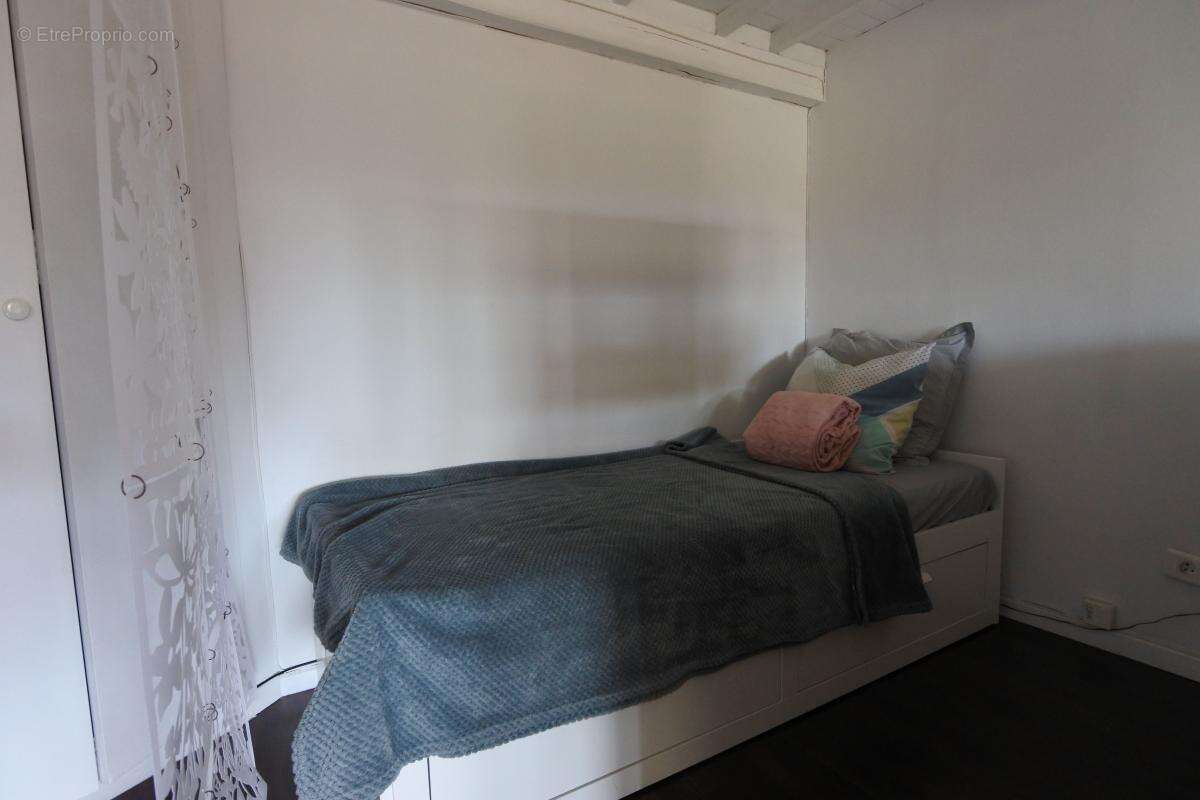 Appartement à MARSEILLE-3E