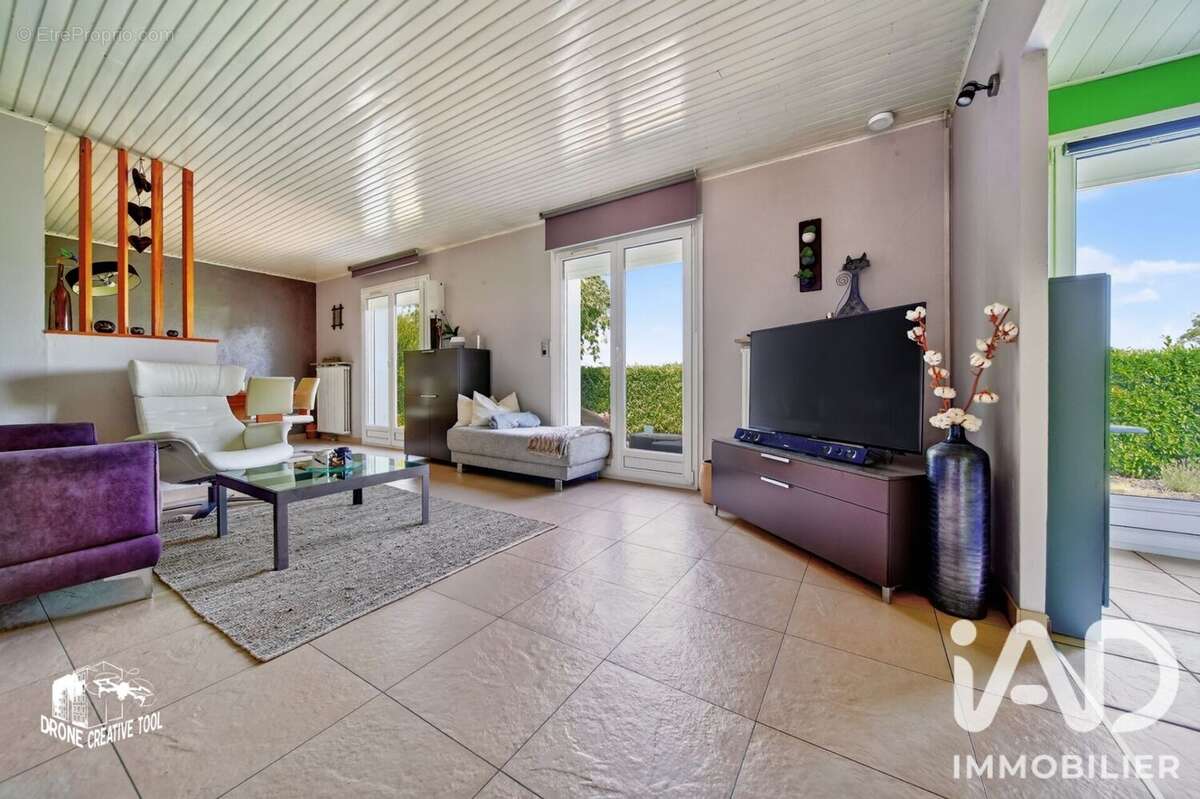 Maison 150 m² à Verny  - photo 3