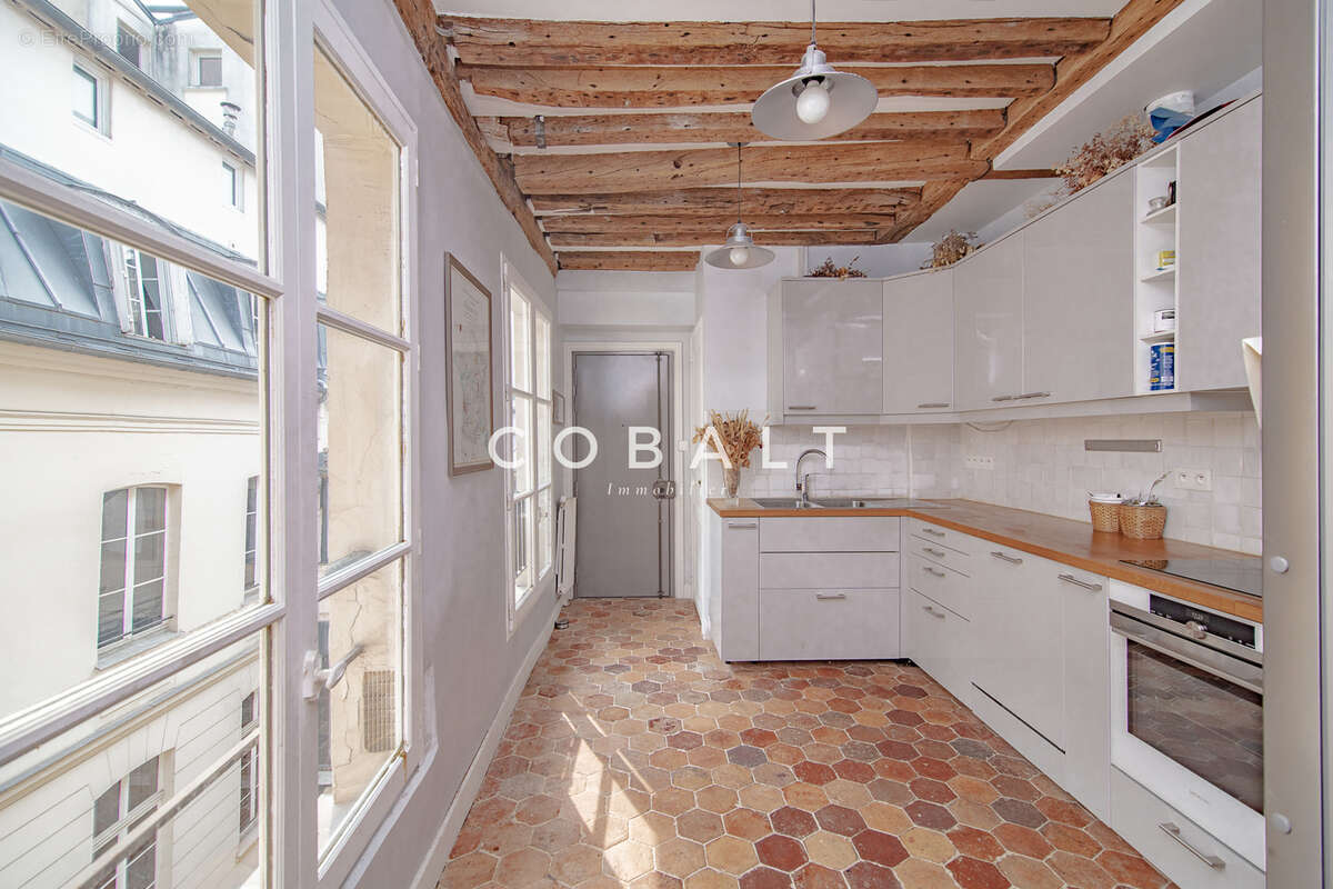 Appartement à PARIS-2E
