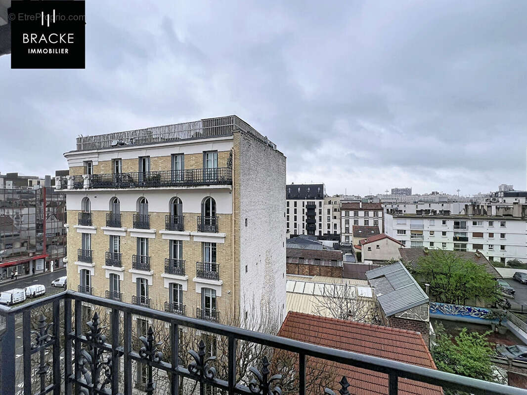 Appartement à COURBEVOIE