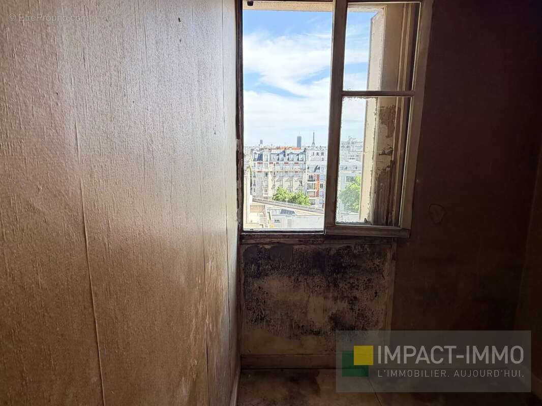Appartement à COURBEVOIE