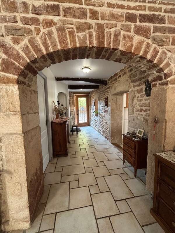 Maison à vendre 6 pièces - 200m2 - Grange - Terrain 960m² - NANTON - photo 8