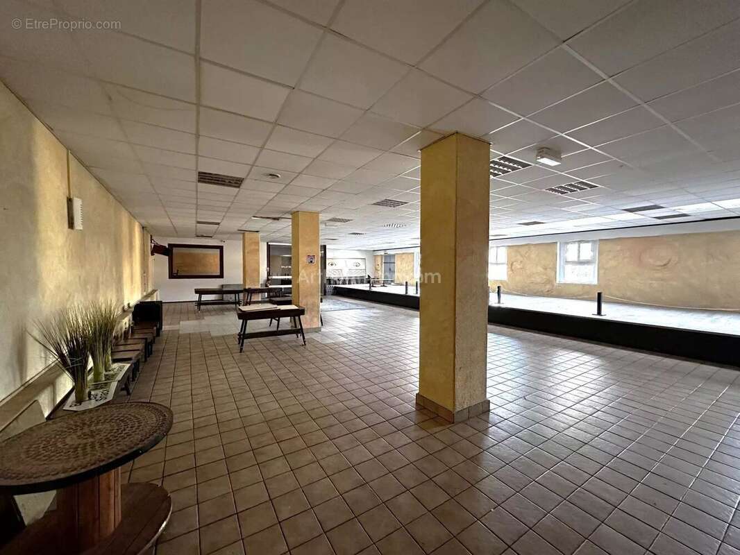 Vente Bureau-local Roanne(42300) 189 000ï¿œ - photo 3