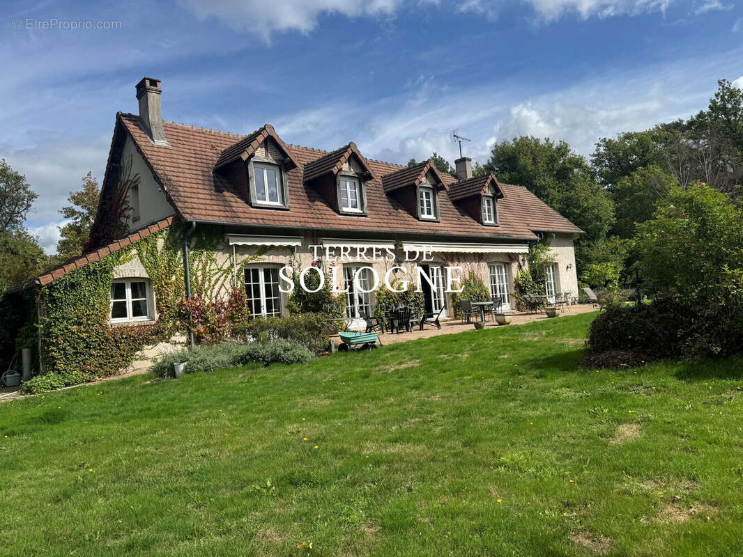 Maison à LAMOTTE-BEUVRON