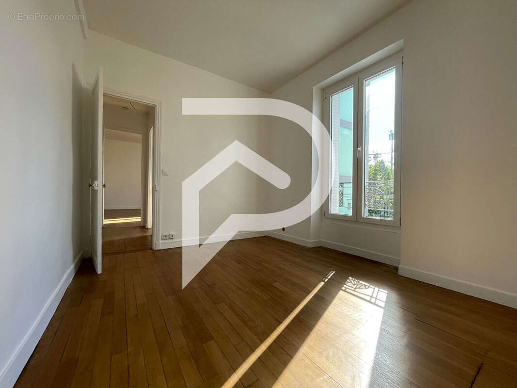 Appartement à ENGHIEN-LES-BAINS