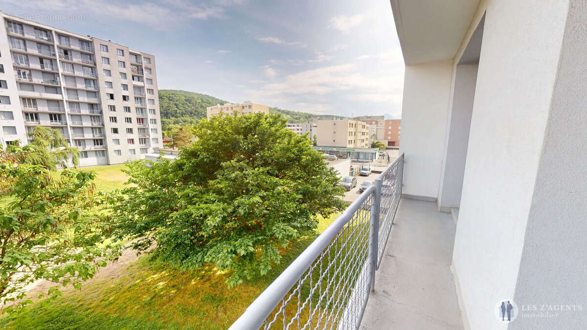 Appartement à ECHIROLLES