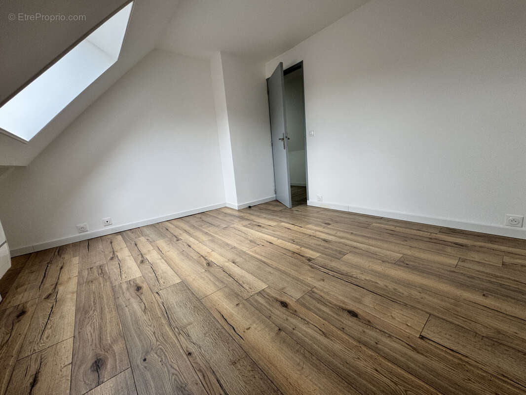 Maison à IVRY-LA-BATAILLE