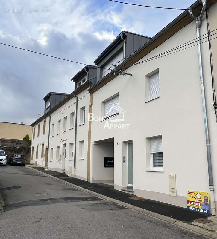 Appartement à LEXY