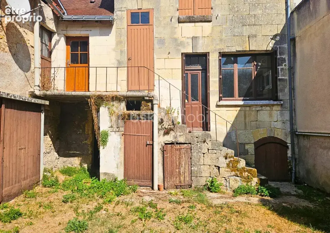 Découvrez cet ensemble immobilier situé au cœur d’un charmant village dynamique de Sud Touraine - photo 17
