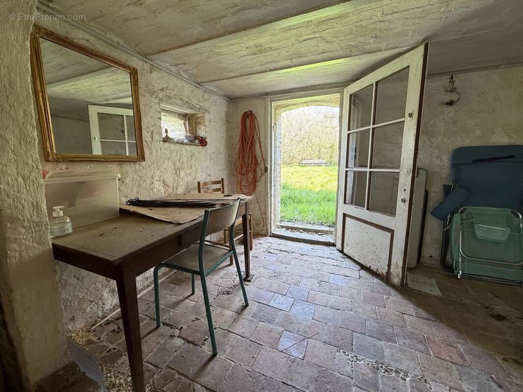 Maison à SAINT-HONORE-LES-BAINS