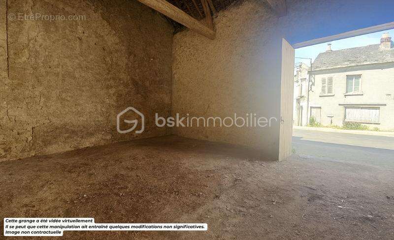 Maison à SAINT-PERAVY-LA-COLOMBE