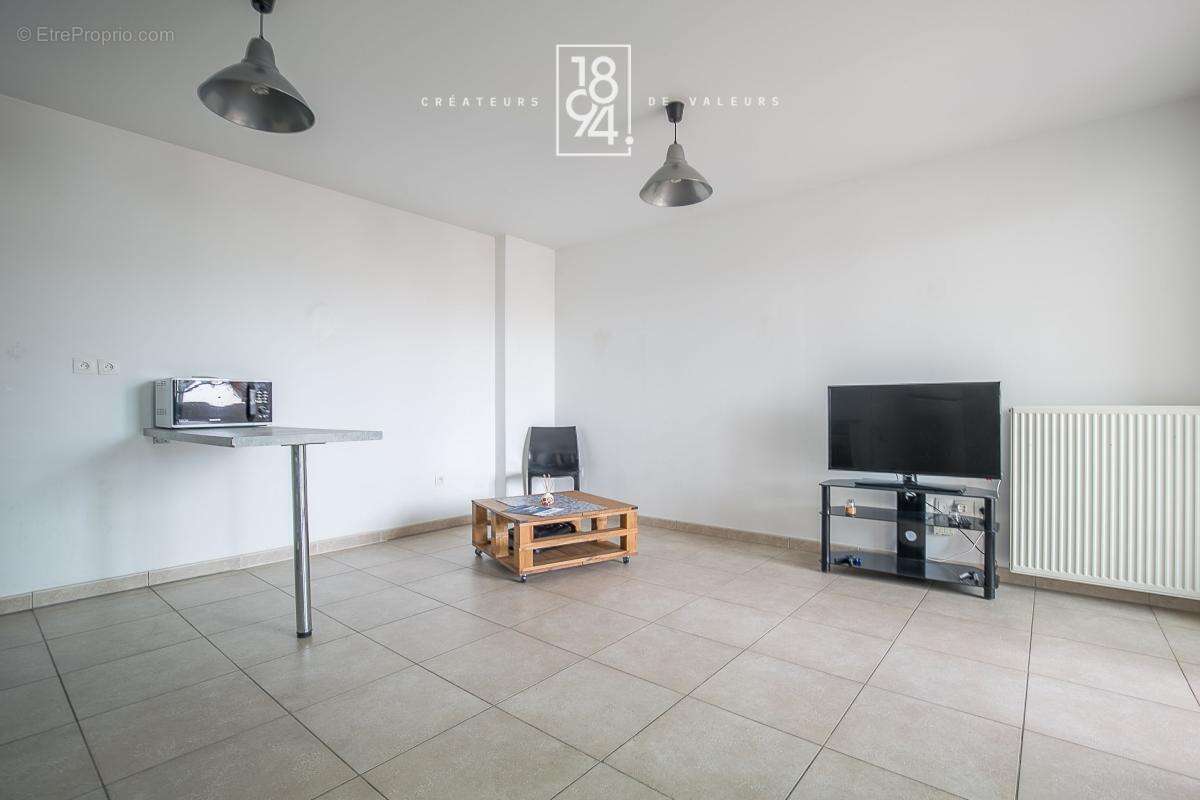 Appartement à MARSEILLE-8E