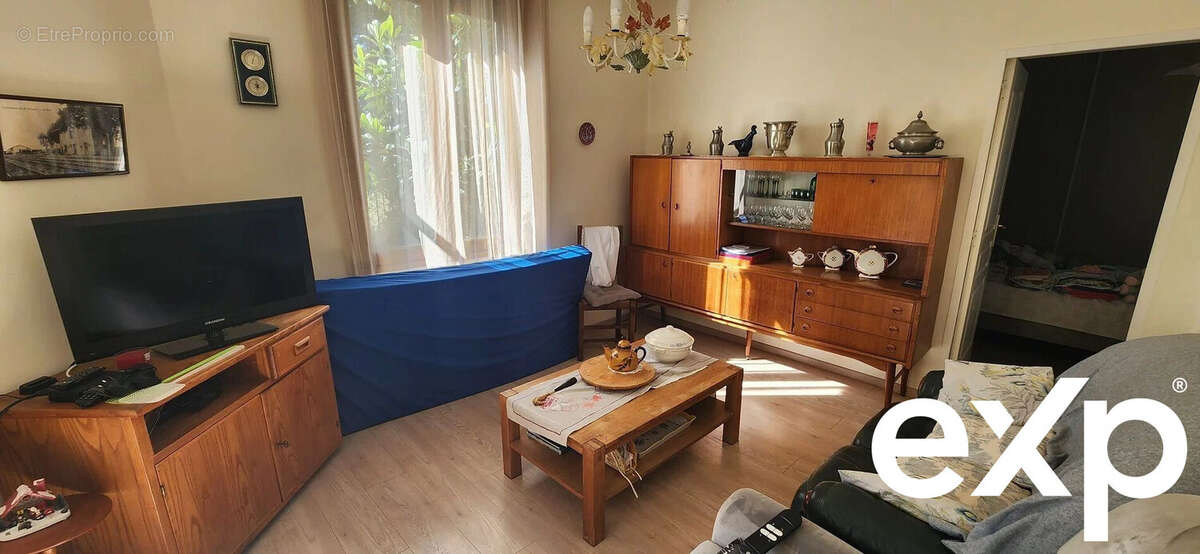 Maison à ESPONDEILHAN