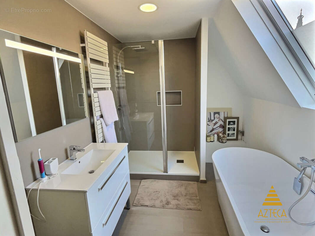 Salle de bain  - Appartement à CAMBRAI