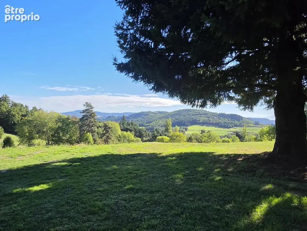 Propriété de caractère avec vue dominante et fort potentiel   Silhac (Ardèche) - photo 4