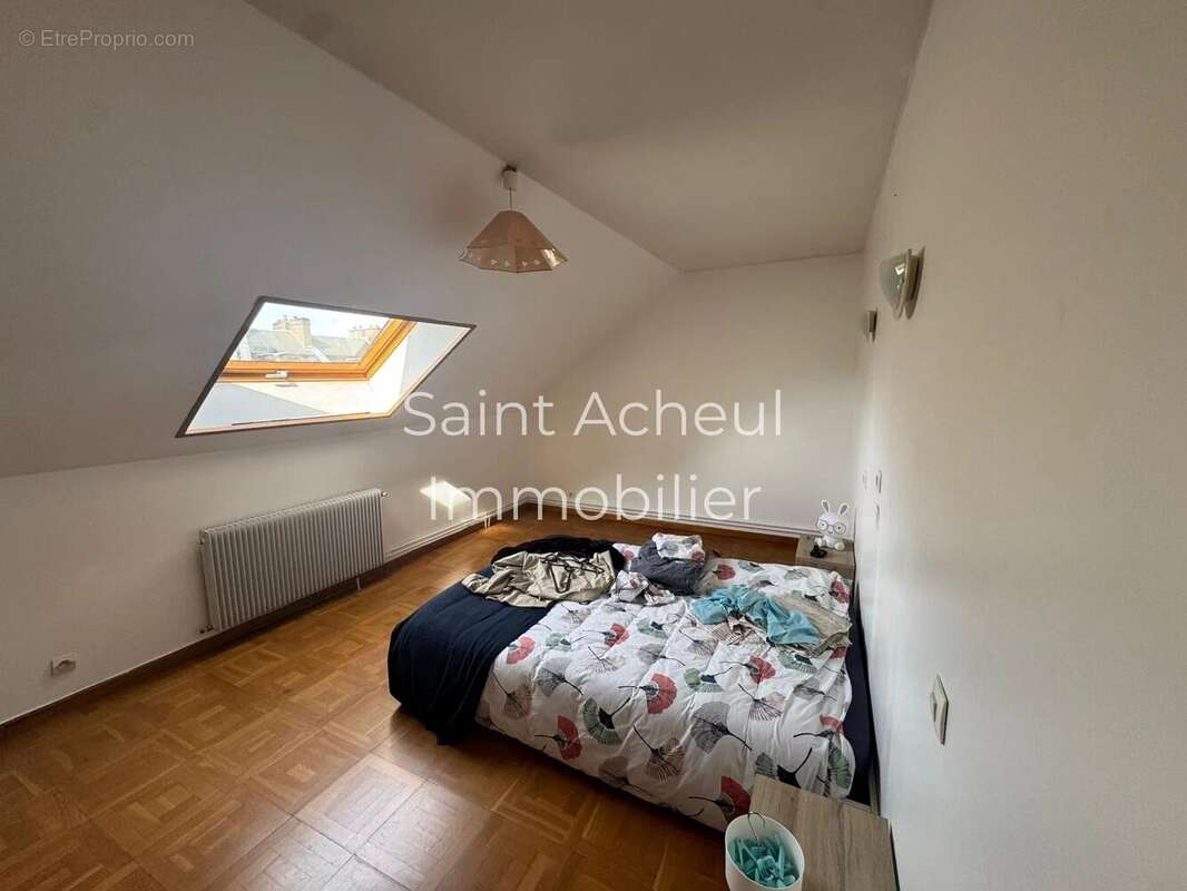 Quartier Saint Acheul / Maison avec Commerce et Cour - photo 8