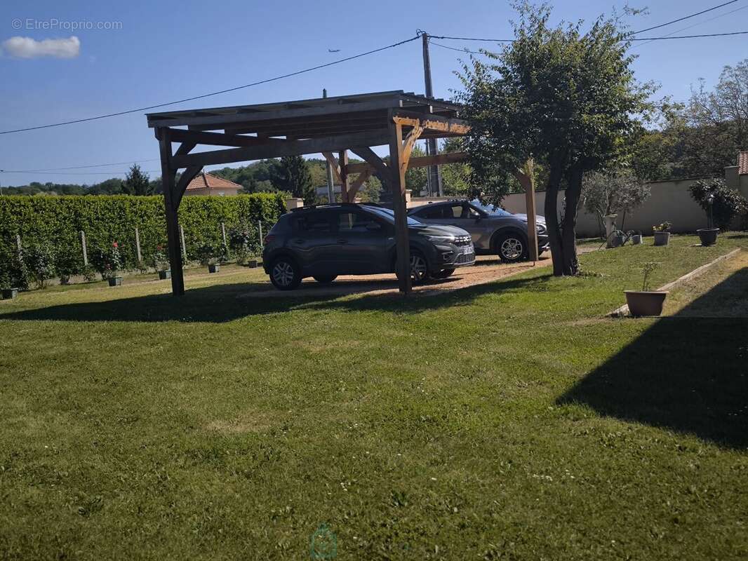 Maison entierement renovee en bord de dordogne - photo 14