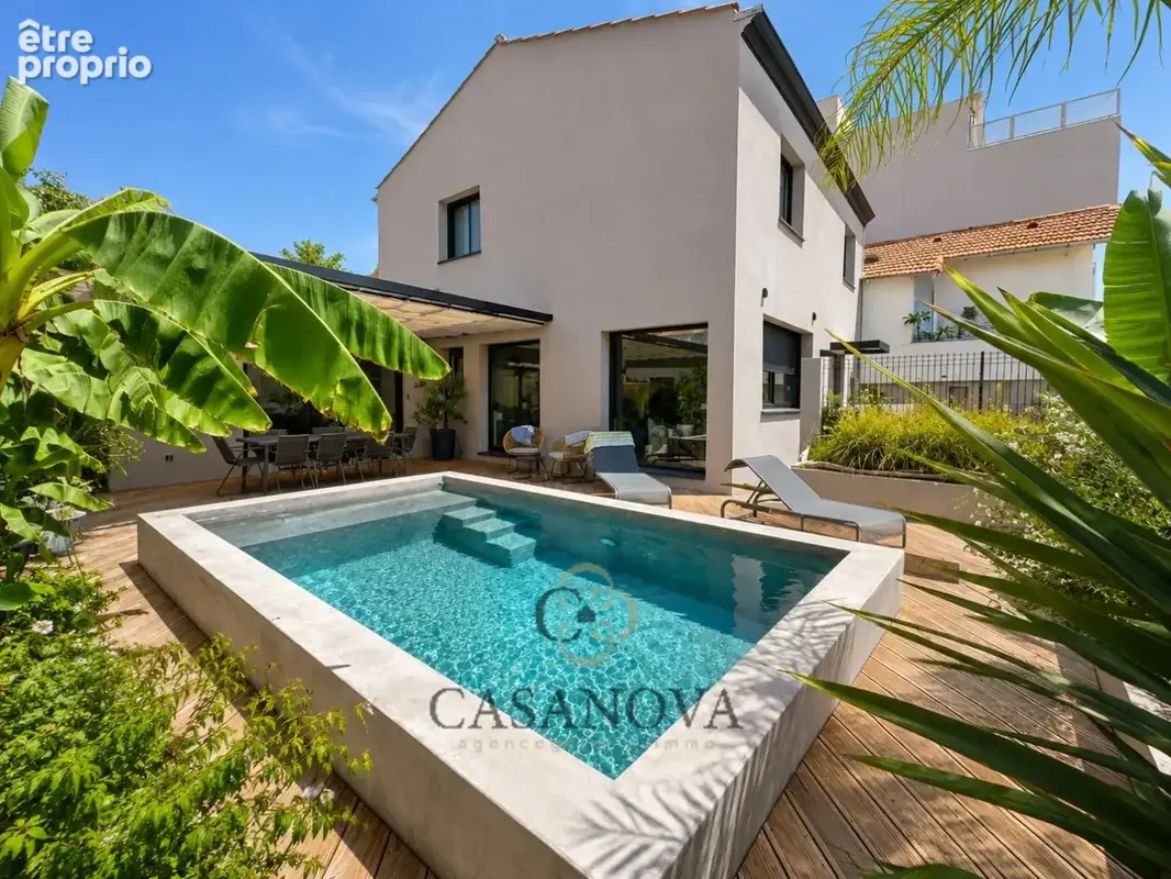 Maison de ville rénovée avec piscine à Palavas-les-Flots  170 m² et patios - photo 2