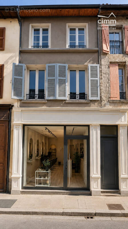 Appartement à LA COTE-SAINT-ANDRE