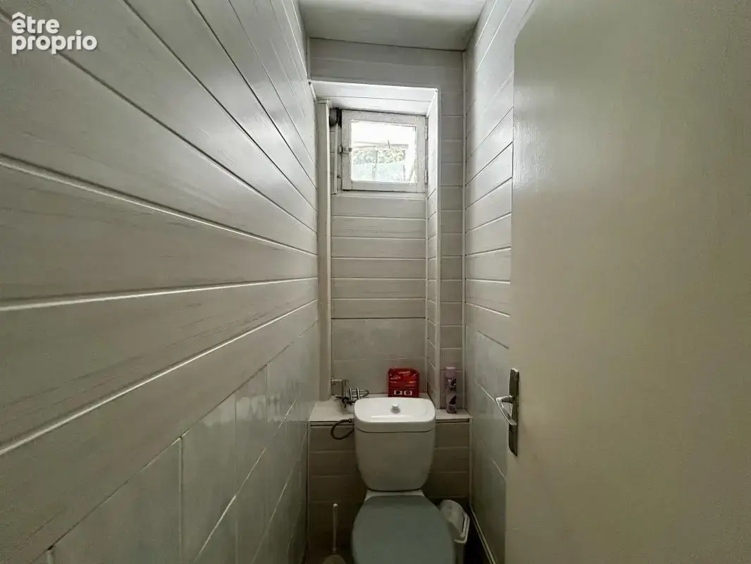 Maison de caractère de 190m2 avec terrain et beau potentiel - photo 10