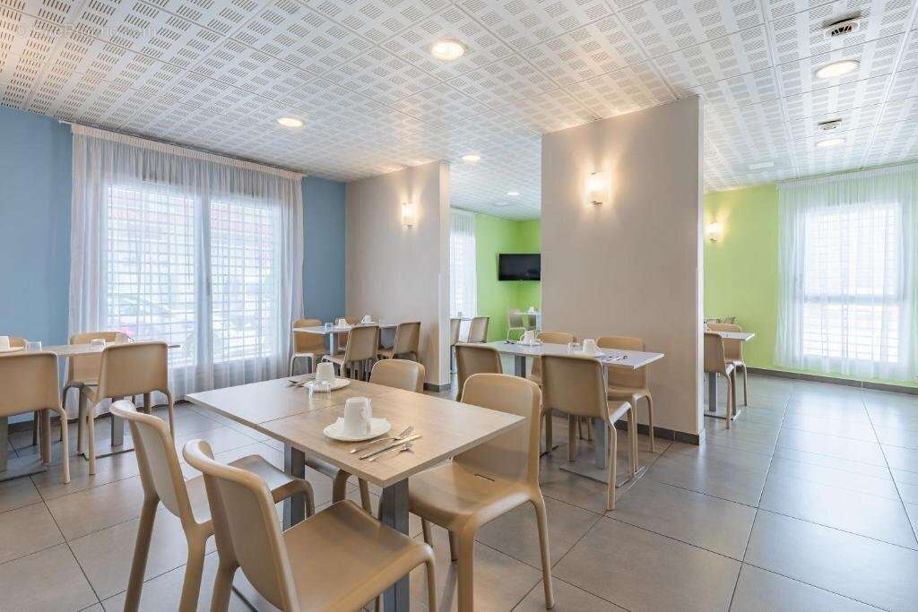 INVESTISSEMENT LOCATIF  Perpignan  Résidence de tourisme Appart'City Confort Perpignan Centre Gare - 7.24% de rentabilité - photo 6