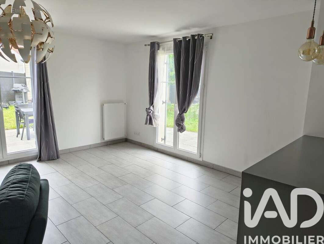 Photo 7 - Maison à BALLAINVILLIERS