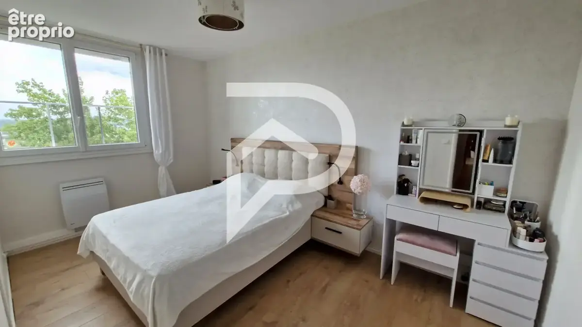 Appartement 4 pièces 95 m² rénové avec garage centre ORTHEZ - photo 9