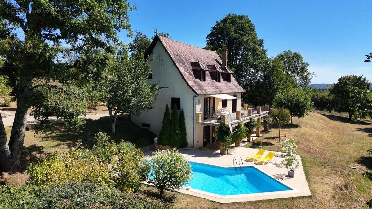 Maison à COUX-ET-BIGAROQUE