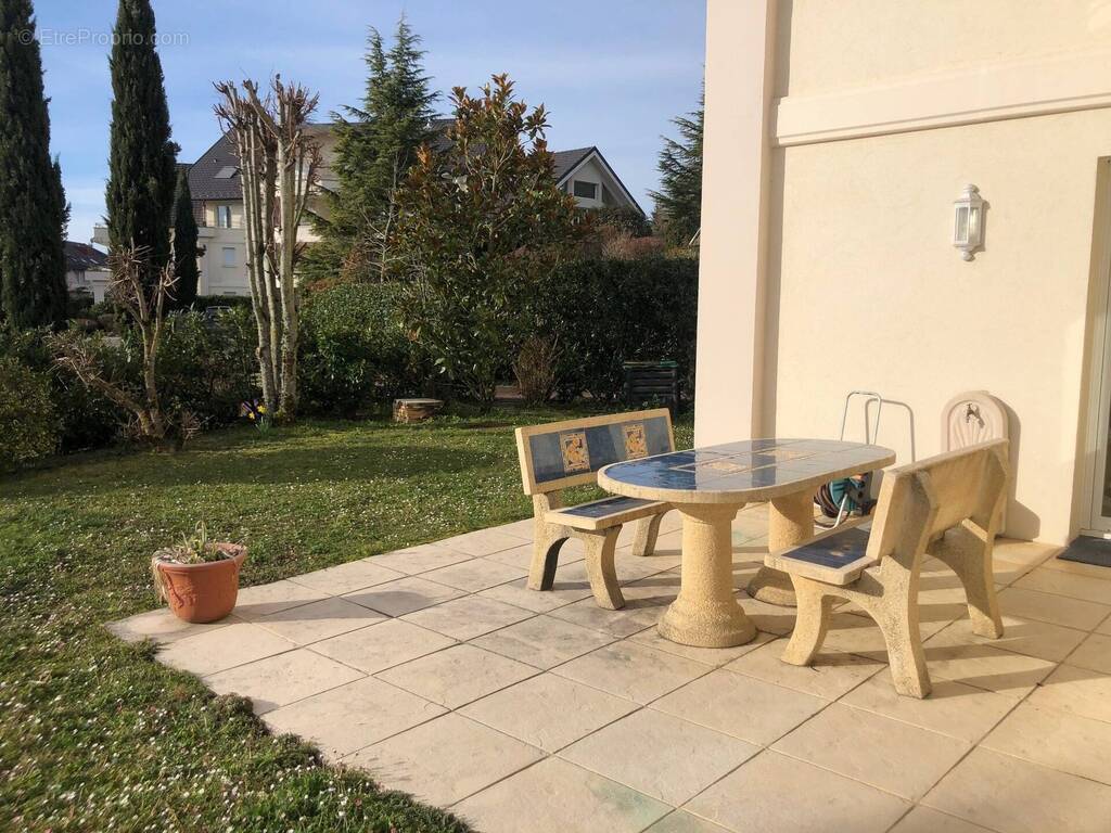 Appartement à DIVONNE-LES-BAINS