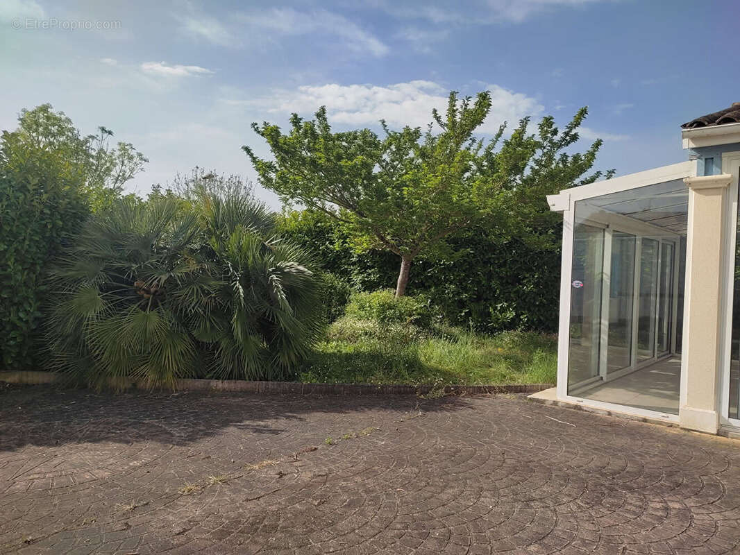 Maison à MESCHERS-SUR-GIRONDE