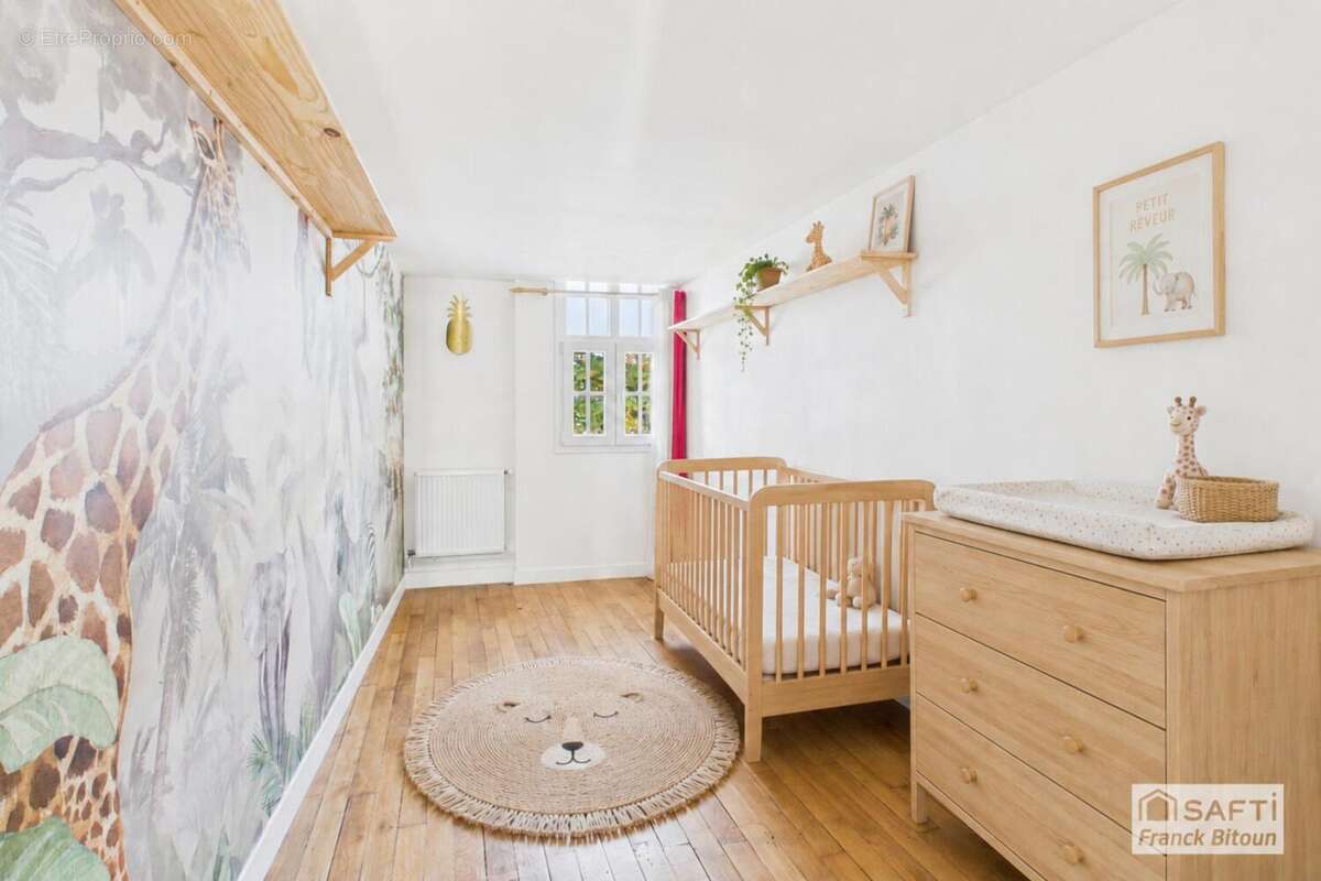 Maison 85 m² à Courbevoie  - photo 9