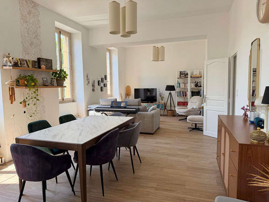 Appartement à NIMES