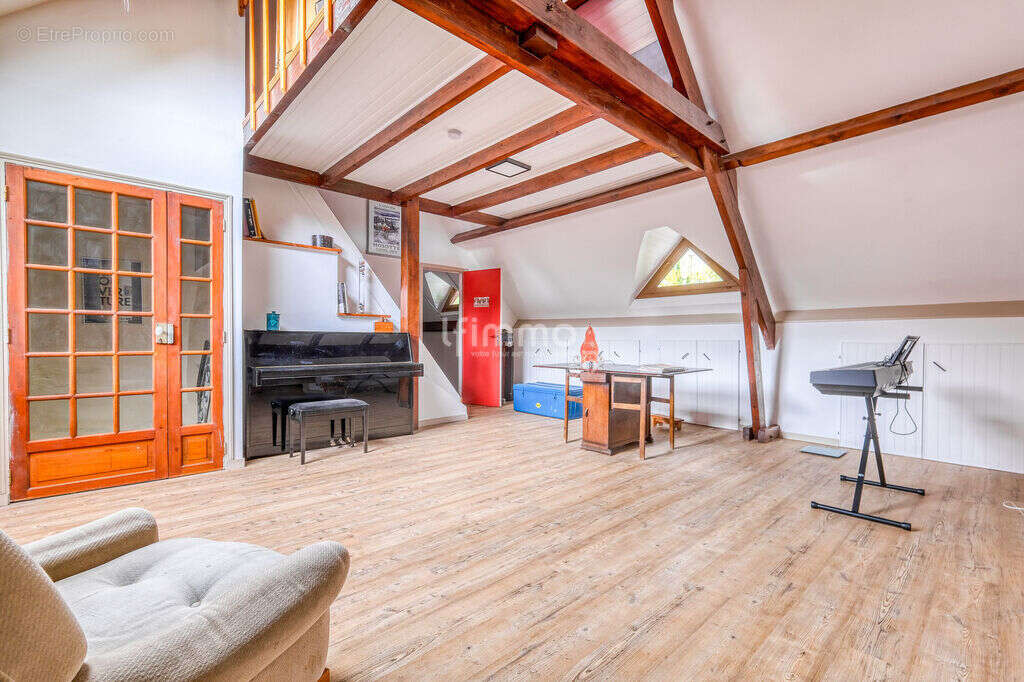 Maison à COUILLY-PONT-AUX-DAMES