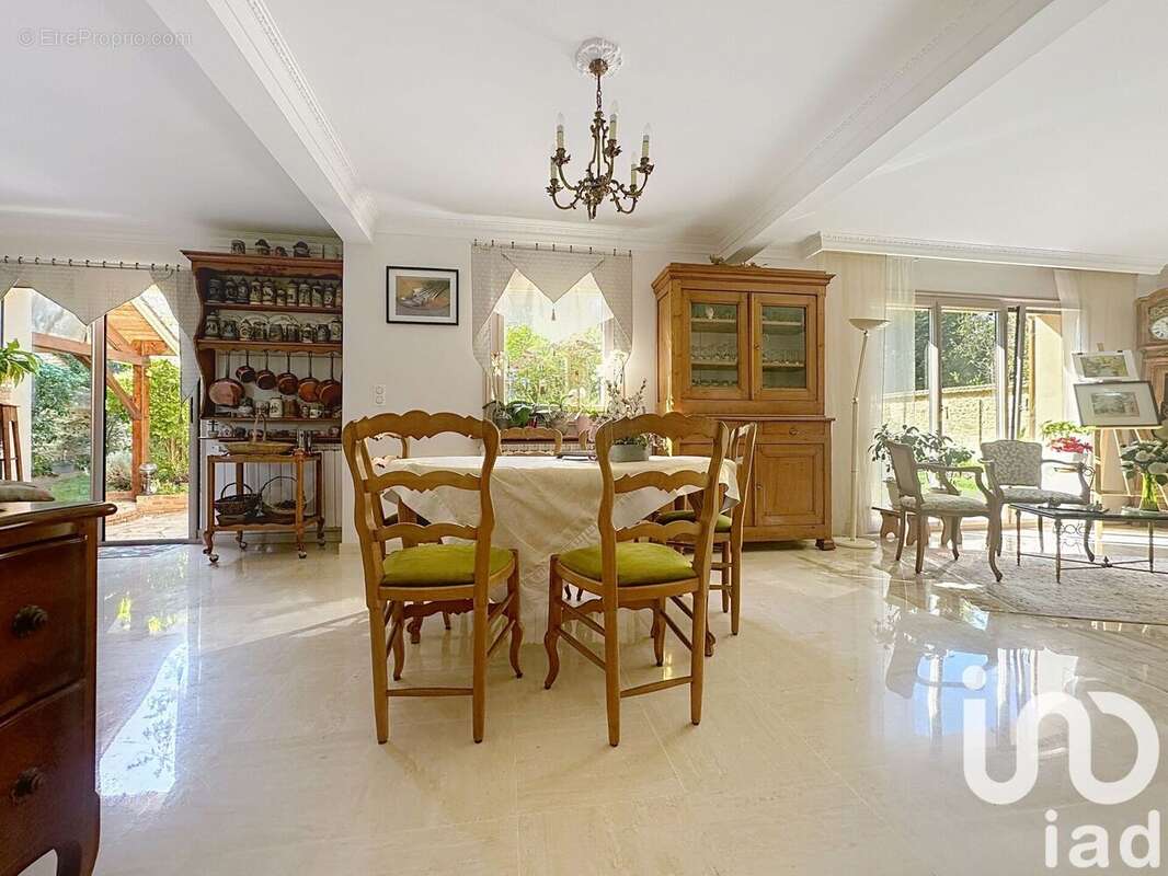 Photo 3 - Maison à RAMBOUILLET